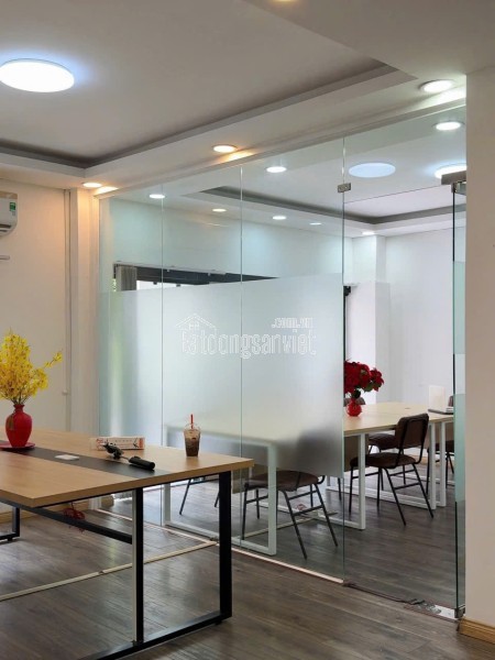 CHO THUÊ CĂN HỘ FULL Tiện ích hẻm 212B Nguyễn Trãi, Quận 1, Ms. Diệu – 0961444638