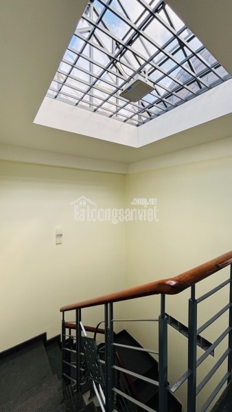 Bán nhà mặt tiền 4 tầng KDC Ứng Thành 4x20 chỉ 8 tỷ 8 ngay Lê Bôi