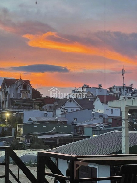 Cho thuê homestay 10 phòng đường Ngô Quyền phường 6 Đà Lạt giá 18 triệu/tháng