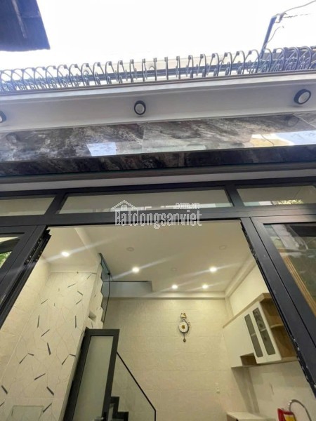 Bình Tân- 6 T.y Nhỉnh -1/ - Đường 8M - Nhà Đẹp - Gần Chợ,Trường Học - Tặng Full Nội Thất - KO QH -