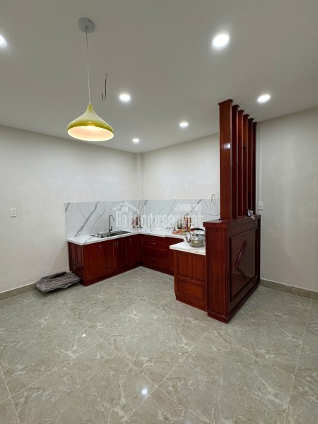 CHO THUÊ NHÀ NGUYÊN CĂN PHAN ĐÌNH PHÙNG P2 ĐÀ LẠT - 5 TẦNG, 8PN,  MẶT BẰNG KD - 40 TRIỆU/THÁNG