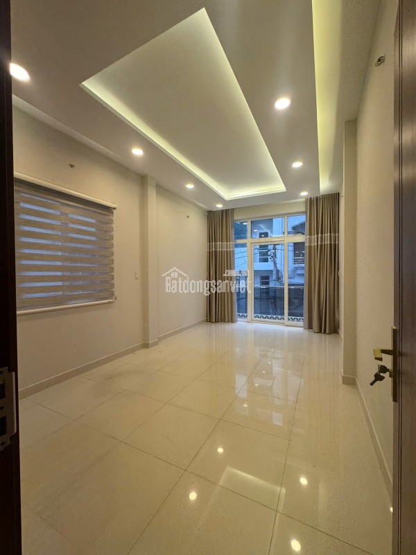 Bán Gấp Nhà HXH 8M Lãnh Binh Thăng Quận 11 Cách MT Chỉ 20M