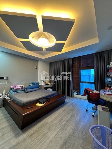 TÂN BÌNH 28 T.Ỷ còn th.ương l.ượng. D.ÒNG t.iền 135Tr / THÁNG. NGUYỄN VĂN TRỖI - 8 TẦNG - CÓ HẦM -