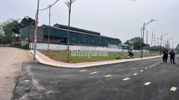 Hiếm có lô đất 2 mặt tiền mặt đường trục tiện kinh doanh gần ĐHQG