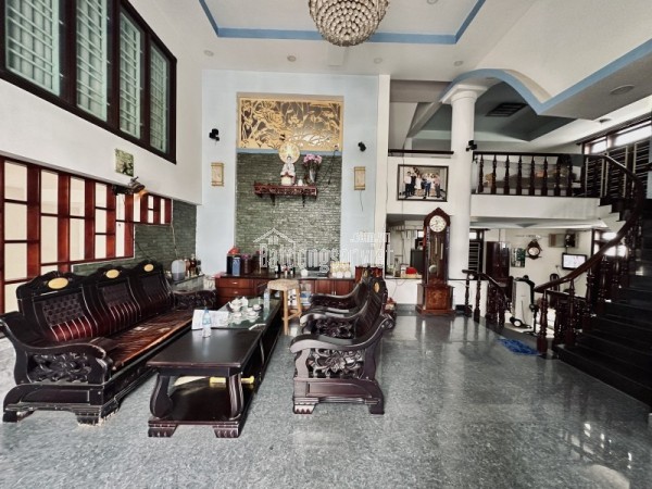 Bán nhà đường số 22, Phường Bình Trưng, Q2, TP HCM. DT 132m2, 4 tầng, 6PN, sổ hồng, 7.5 tỷ