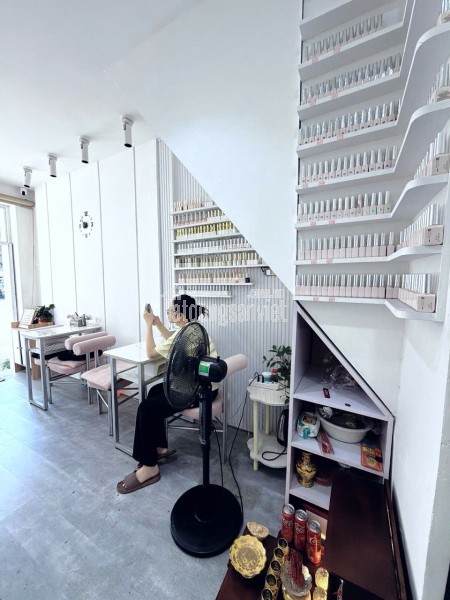 SANG NHƯỢNG TIỆM NAIL – VỊ TRÍ ĐẸP ĐƯỜNG LÊ DUẨN , PHƯỜNG THANH TÂN CHÍNH, QUẬN THANH KHÊ, ĐÀ NẴNG