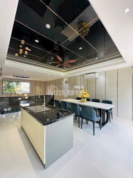 GIẢM 500 TRIỆU CHÍNH CHỦ CẦN BÁN GẤP NHÀ 5 TẦNG MỚI KENG-HẺM XE HƠI THÔNG 8 m-FULL NỘI THẤT SỊN