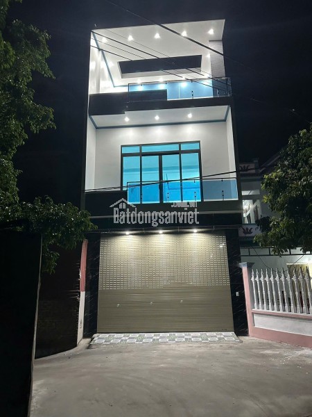 CHÍNH CHỦ CHO THUÊ NHÀ 3 TẦNG MỚI XÂY GẦN KCN và SÂN BAY GIA BÌNH, BẮC NINH