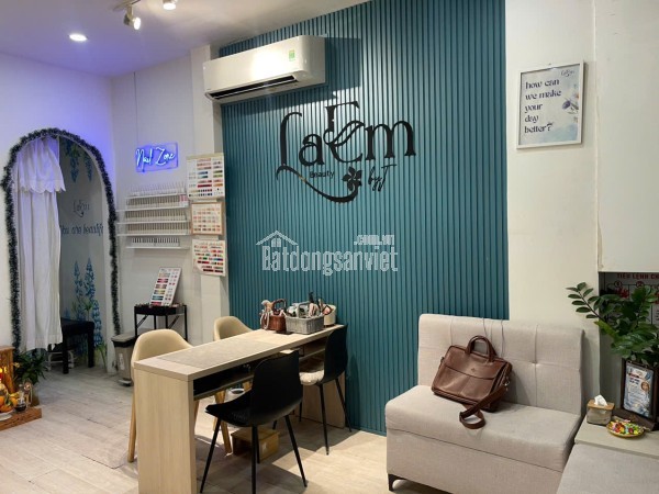 Bình Thạnh ! SANG RẺ SPA “ GỘI – NAIL – MI – BODY  “ DECOR ĐẸP Spa 5 Giường 2 Ghế Mi, Khu CC Miếu