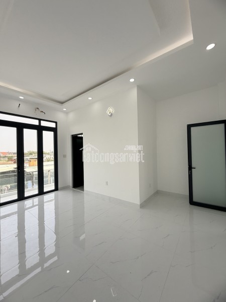 Villa vườn hiếm 6x33m ngay chợ Long Thượng – sân cực rộng, nhìn là mê. Giá full 4Ty250. SHR Hoàn