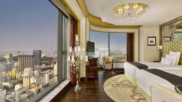 Bán gấp Khách Sạn Mặt Phố Lò Sũ Hoàn Kiếm 11 tầng 210m2 Hàng Dầu gần bờ hồ 450 tỷ