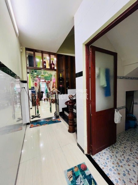 BÁN NHÀ MẶT TIỀN KHU DÂN CƯ BÌNH HƯNG ĐỐI DIỆN BẾN XE QUẬN 8 ( 96m2 - 4 tầng )
