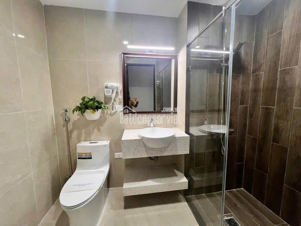 BÁN NHÀ NGỌC THUỴ LONG BIÊN 4 TẦNG MẶT TIỀN KINH DOANH