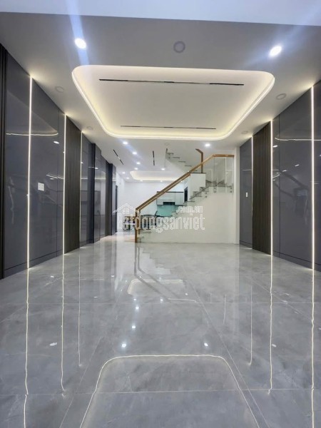 SIEU HOT  NHÀ CHUẨN  LÊ VĂN KHƯƠNG QUẬN 12
+ Dt : 4.4m x 15m 63m2
+ Kc : 3 tầng 3pn
+ Giá : 7 Tỷ