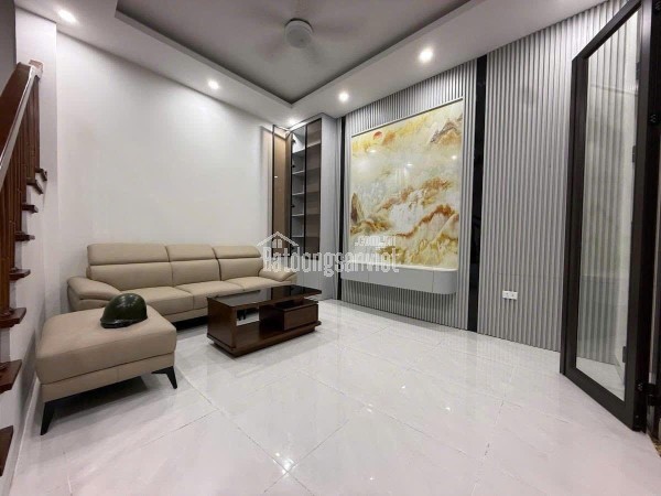 VIP BA ĐÌNH - HÀNG XÓM VIN GALLERY - NGÕ BA GÁC TRÁNH - CÁCH PHỐ VÀI BƯỚC CHÂN - FULL NỘI THẤT -