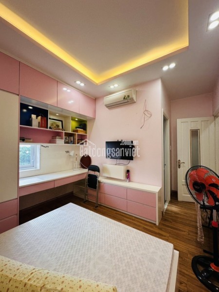 Bán nhà đường Đình Phong Phú, Tăng Nhơn Phú B, Q9, Thủ Đức, TP HCM. DT, 80m2, 3 tầng, SHR. Giá -