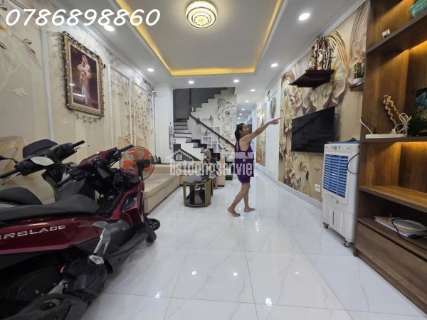 BÁN NHÀ HẺM 1172 ĐƯỜNG HUỲNH TẤN PHÁT – P. PHÚ MỸ – QUẬN 7