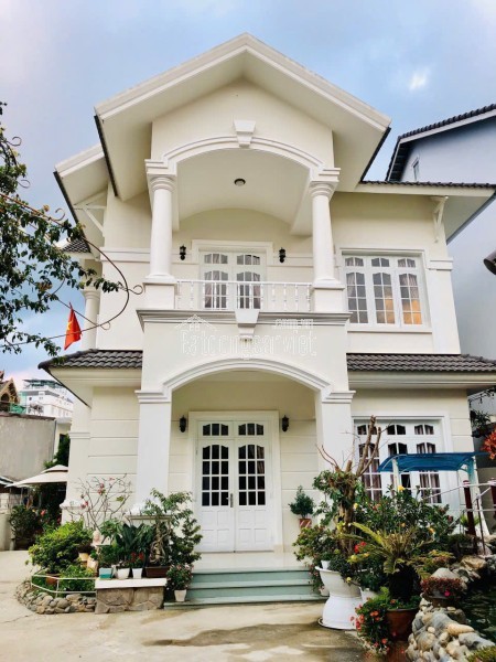 CHO THUÊ VILLA HÙNG VƯƠNG P9 ĐÀ LẠT - 5PN, FULL NỘI THẤT, HẺM Ô TÔ - 20 TRIỆU/THÁNG