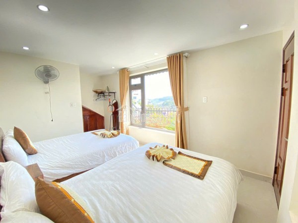 CHO THUÊ VILLA HÙNG VƯƠNG P9 ĐÀ LẠT - 5PN, FULL NỘI THẤT, HẺM Ô TÔ - 20 TRIỆU/THÁNG
