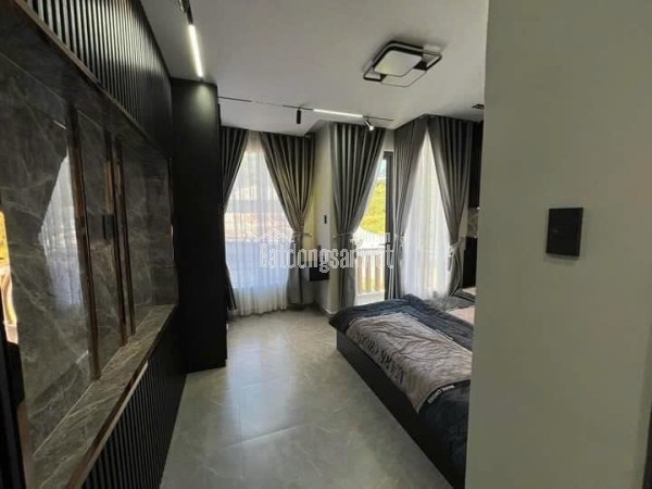 Cho thuê nhà 3 phòng Trần Phú phường 2 Đà Lạt 15 triệu/tháng