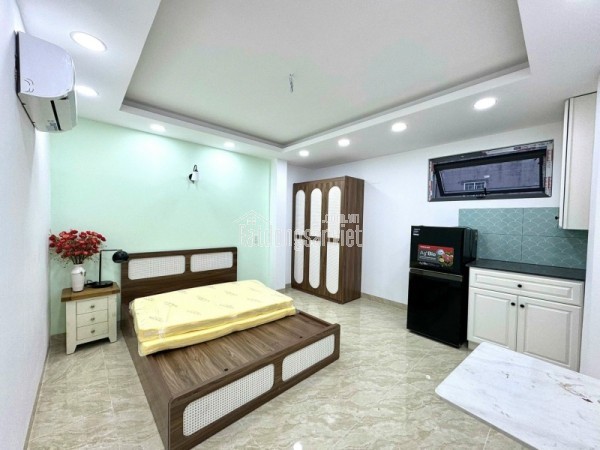 Bán nhà hẻm Phạm Văn Đồng, Thủ Đức, TP HCM. DT 74m2, 4 tầng. Giá 8.8 tỷ.