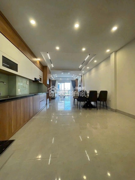 Bán  phố cổ ngoc lâm -Lô góc 2 mặt tiền, ô tô tránh đỗ -47/50m. Hơn 14 tỷ funll  nội thất