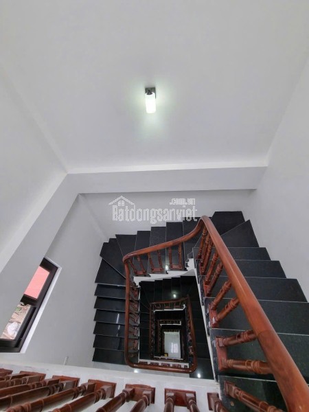 Cho thuê nhà, Trung Hòa, Vũ Phạm Hàm, Trần Kim Xuyến; 119m2* 4T -37 tr
