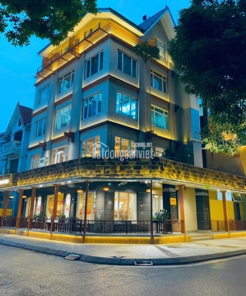 Cho thuê nhà, 98m2_ 4.5T; Hoàng Quốc Việt, Tô Hiệu, Nghĩa Tân -24 tr