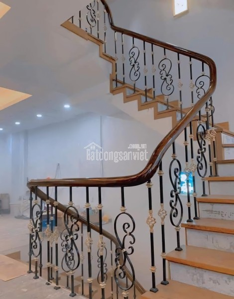 Nhà tôi cho thuê nhà, Trần Quốc Hoàn, Phạm Tuấn Tài,; 153m2* 7T -66 tr