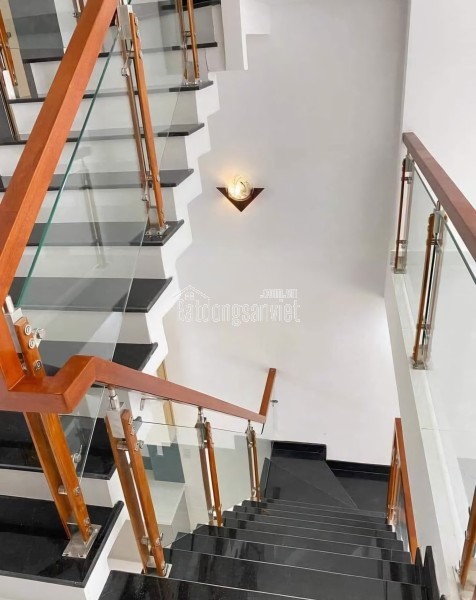 Nhà mình cho thuê nhà, 97m2_ 5T; Lê Thanh Nghị, Trần Đại Nghĩa -25 tr