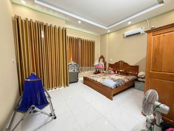 CHÍNH CHỦ Cần Bán Nhanh Căn Nhà Lầu Đổ Thật Phun Ban Công Sổ Riêng Thổ Cư Tại Biên Hòa, TP Đồng Nai