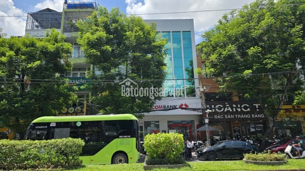 307 Bàu Cát, Tân Bình, 133m2, giá cực tốt 15 tỷ, vị trí kinh doanh đắc địa,cho thuê 20tr/th, tiện