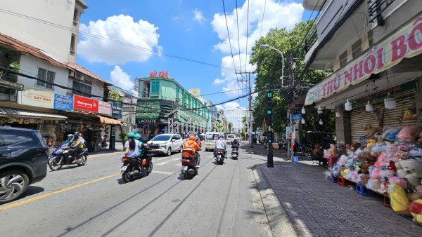 307 Bàu Cát, Tân Bình, 133m2, giá cực tốt 15 tỷ, vị trí kinh doanh đắc địa,cho thuê 20tr/th, tiện