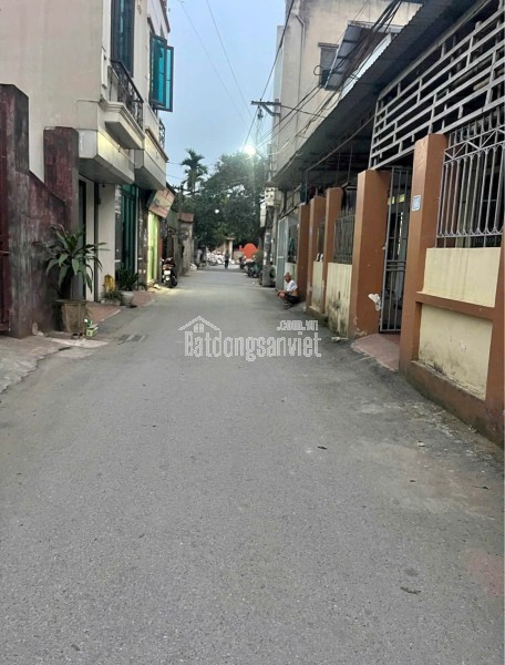 BÁN ĐẤT PHÚC LỢI, 31M ĐẤT SIÊU HIẾM, Ô TÔ ĐỖ CỬA, 10M RA ĐƯỜNG 4 LÀN Ô TÔ TRÁNH