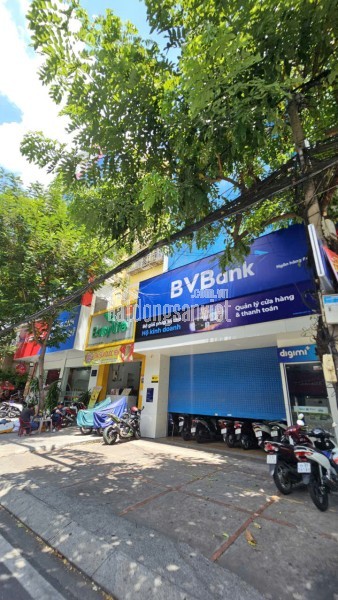 Chính chủ bán gấp nhà mặt tiền Bàu Cát, Tân Bình, 133m2 chỉ 15 tỷ. Vị trí kinh doanh đắc địa, khan