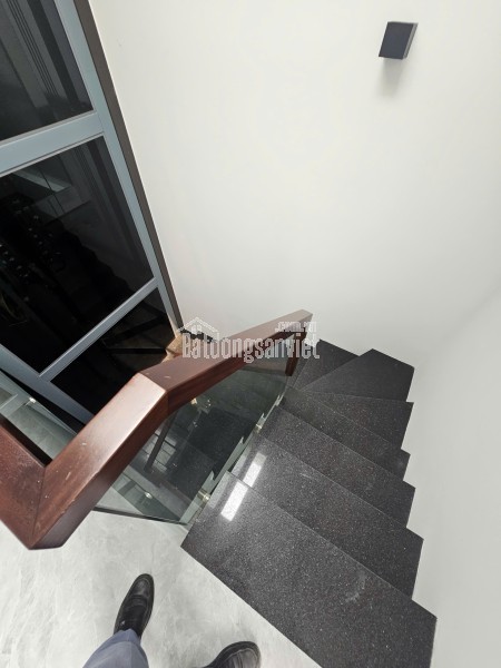Tôi cho thuê nhà, 170m2_ 7T; Bạch Mai, Lạc Trung, Võ Thị Sáu -60 tr