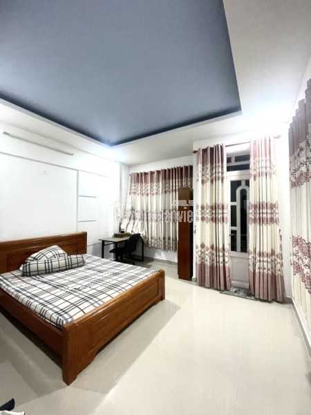 Bán nhà đường số 4, Hiệp Bình Phước, Thủ Đức, TP HCM. DT 75, 3 tầng. Giá  - 7.15  tỷ.
