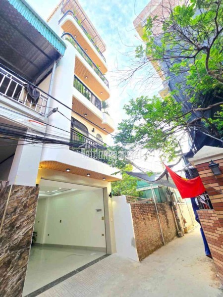 Hạ Chào 1 tỷ Bán Gấp Mảnh Đất Thạch Bàn 60m2-Mt 5.3m-Ô TÔ-SÁT HỒ LỚN NHẤT LONG BIÊN-SỔ VUÔNG