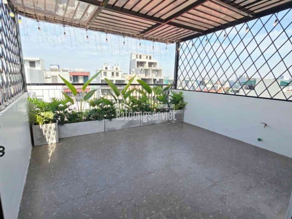 Hạ Chào 1 tỷ Bán Gấp Mảnh Đất Thạch Bàn 60m2-Mt 5.3m-Ô TÔ-SÁT HỒ LỚN NHẤT LONG BIÊN-SỔ VUÔNG