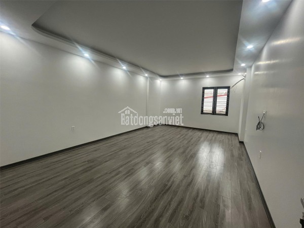 BÁN NHÀ GỐC DÂN MẶT ĐƯỜNG HÀNG KÊNH – LÔ GÓC ĐẸP 

* Diện tích 62m²
* Vị trí mặt đường Hàng Kênh