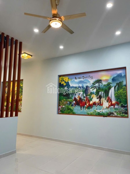 Bán gấp nhà mặt tiền Bàu Cát, Tân Bình, 133m2, giá chỉ 15 tỷ - Cơ hội đầu tư sinh lời ngay! Liên