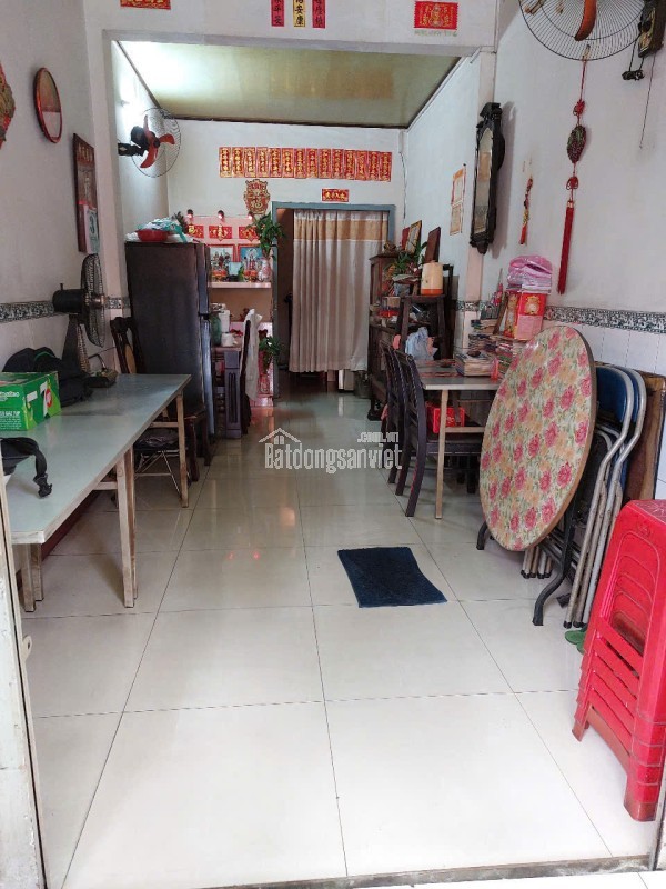 CẦN BÁN GẤP NÊN HẠ GIÁ NHÀ MẶT TIỀN 100 BÌNH THỚI  QUẬN 11