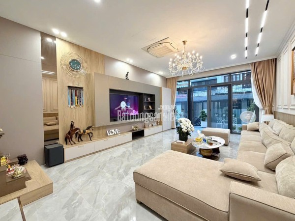 Bán Nhà Mặt Tiền Kinh Doanh Ngang 9M Sổ Đẹp 3 Tầng 150M2 Giá Chỉ 23,49 Tỷ Tl