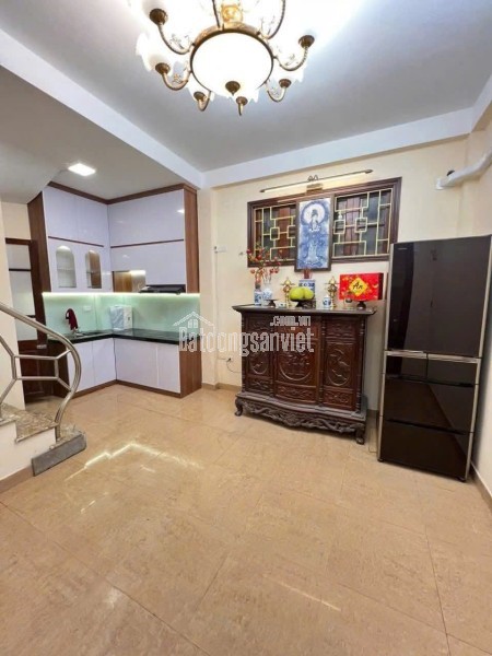 CHO THUÊ NGUYÊN CĂN PHỐ HUẾ, NHÀ ĐẸP, ĐỦ ĐỒ, 3 NGỦ, 12TR 0965549363