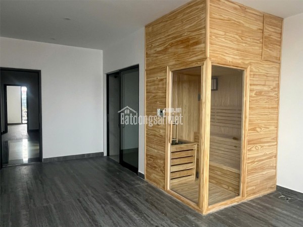 Siêu phẩm nhà đẹp mặt đường Đông Trà 5 tầng thang máy ô tô đỗ cửa kinhdoanh buôn bán tốt