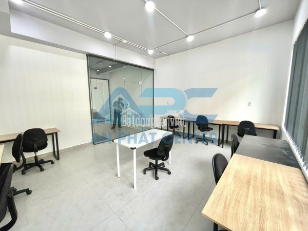 An Phát Center - Cho thuê văn phòng tại Số 34, B4, An Khánh, giá tốt: 15 triệu/ tháng, 27m2