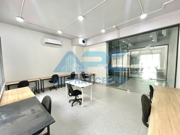 An Phát Center - Cho thuê văn phòng tại Số 34, B4, An Khánh, giá tốt: 15 triệu/ tháng, 27m2