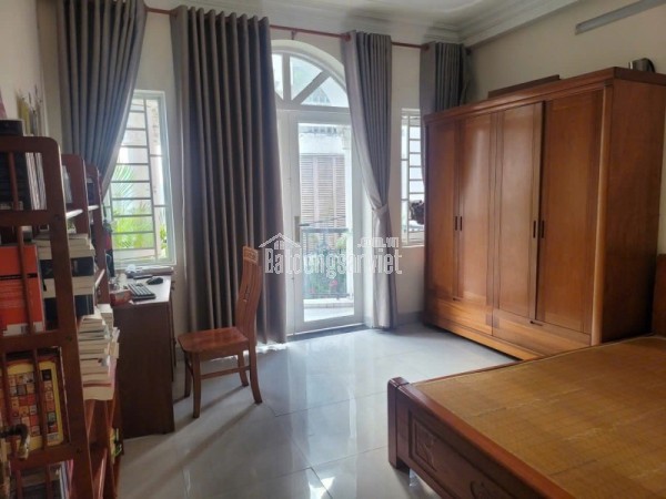 Bán nhà đường số 160, Tăng Nhơn Phú A, Q9, Thủ Đức, TP HCM. DT 75m2, 3 tầng, SH. Giá  6.7 tỷ
