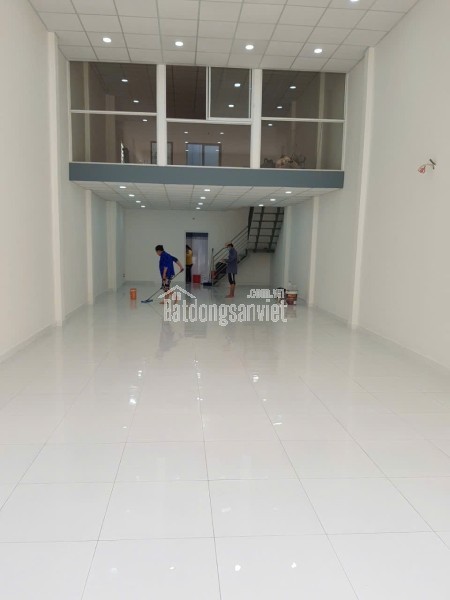 BÁN GẤP NHÀ MẶT TIỀN HÒA BÌNH, ĐỐI DIỆN CV NƯỚC ĐẦM SEN, QUẬN 11
