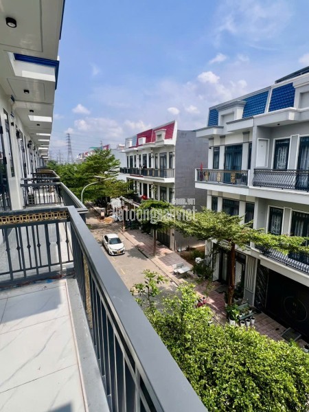 ĐẦU TƯ SINH LỜI - CẦN BÁN ĐẤT TẶNG NHÀ  Cấp 4 2 Mặt Kiệt Đường Cầu Đỏ - Túy Loan.